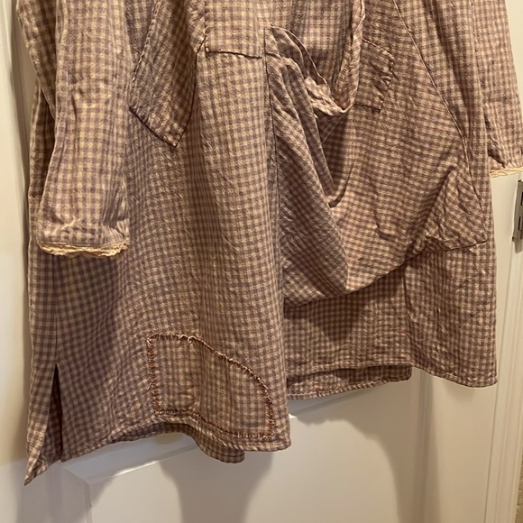 Magnolia Pearl Early Release Lavender Jam Gingham Apple Picker Tunic - Picture 5 of 9